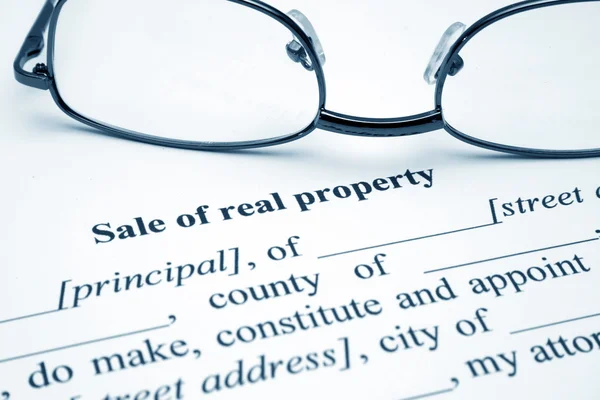 Sale of real property — Stock Photo, Image