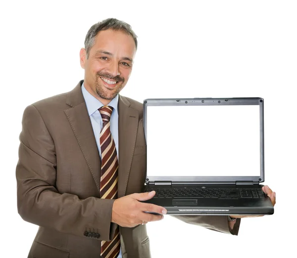 显示一台笔记本电脑有信心市场营销主管 — 图库照片