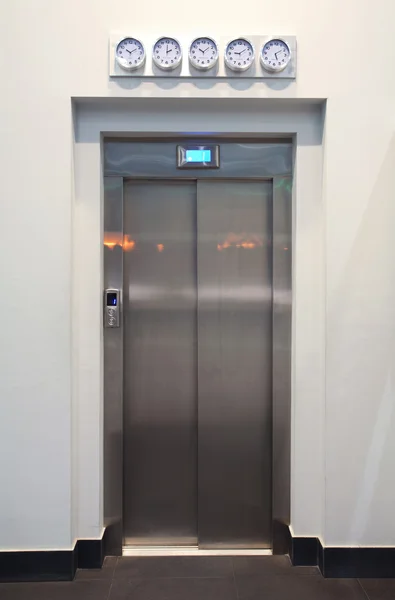 Porte ascenseur — Photo