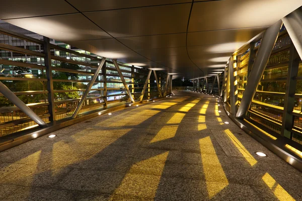 Viadukt på natten — Stockfoto