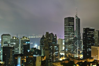 Orta gece Hong kong