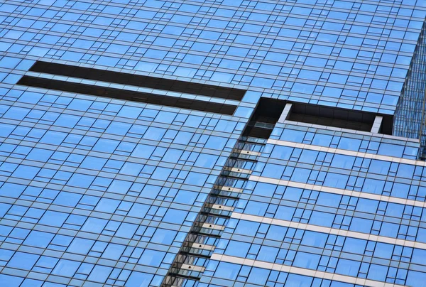 Parede de vidro de edifício de escritório — Fotografia de Stock
