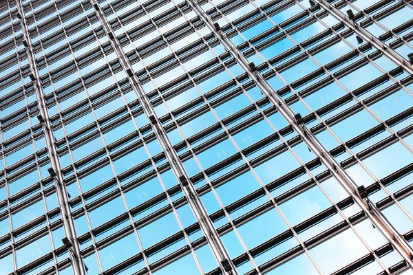 Edificio de pared de vidrio —  Fotos de Stock