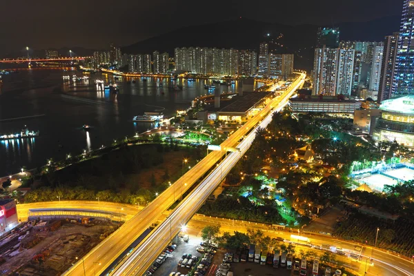 Χονγκ Κονγκ στο κέντρο της πόλης τη νύχτα — Φωτογραφία Αρχείου