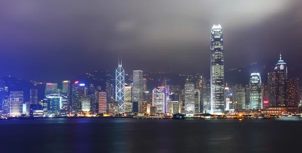 Hong kong skyline à noite — Fotografia de Stock