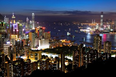 Hong Kong 'un gece manzarası