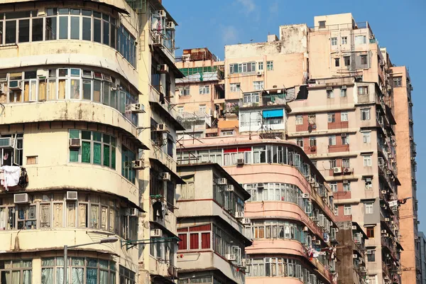 Hong Kong 'daki eski apartman. — Stok fotoğraf