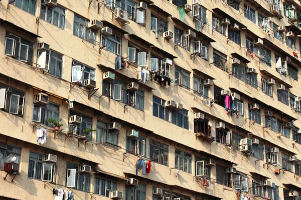 Antiguo edificio de apartamentos en Hong Kong —  Fotos de Stock