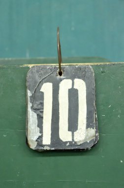 Number tag, ten clipart