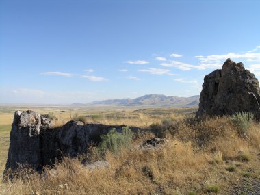 kuru ot ve utah peyzaj çıkıntının rock