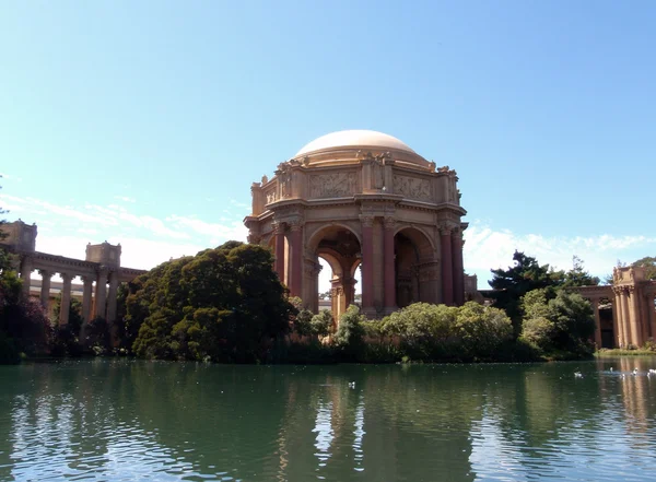 Palace of fine Arts in San Francisco — Stock Photo, Image