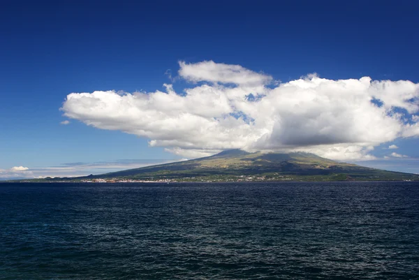 View to the Pico over the sea — Stock Photo, Image