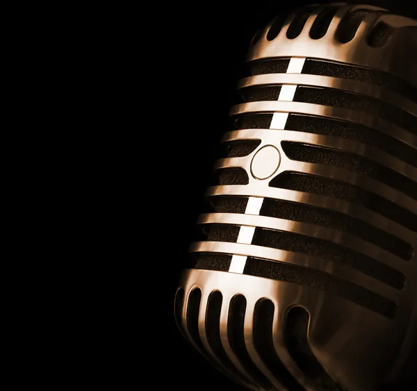 Ретро микрофон — стоковое фото