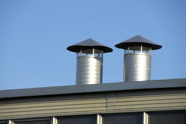 Otwory wentylacyjne w dachu — Zdjęcie stockowe
