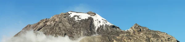 Tungurahua Peak Panorama Of The Eruption Point — 图库照片