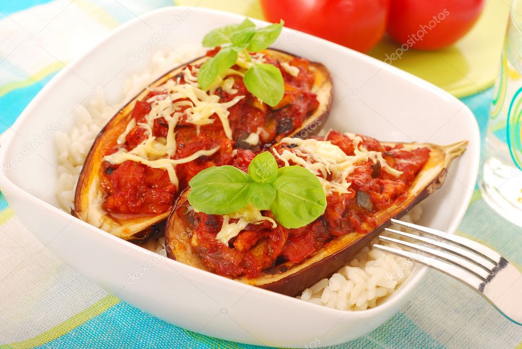 Aubergine with vegetable filling on rice