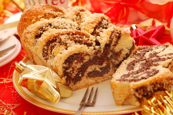 クリスマスのためのケシのケーキ — ストック写真