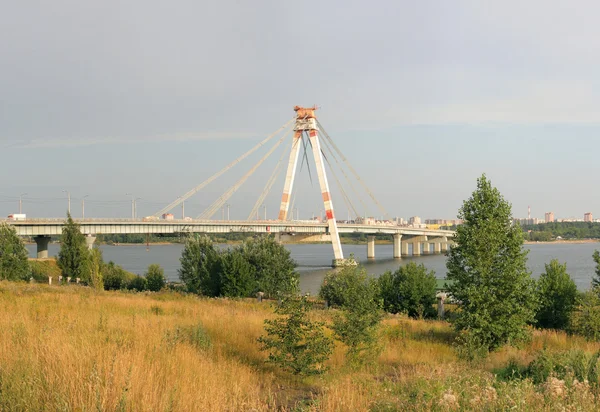 Октябрьский мост в Череповце — стоковое фото