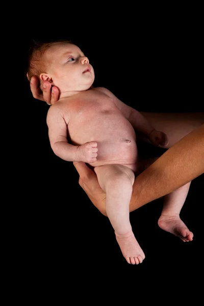 Bebek kız silah siyah izole babalar — Stok fotoğraf