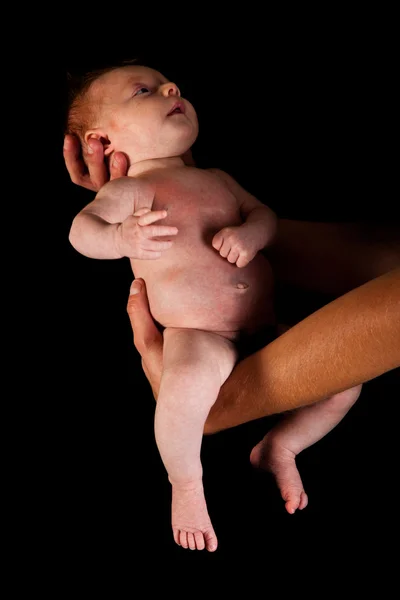 Bebek kız silah siyah izole babalar — Stok fotoğraf