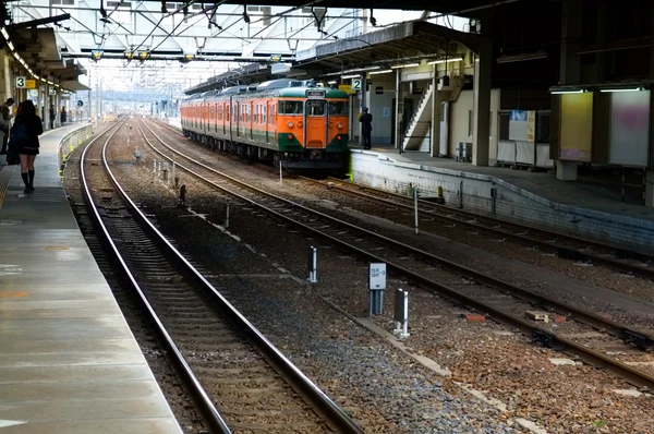 Trainen op station — Stockfoto