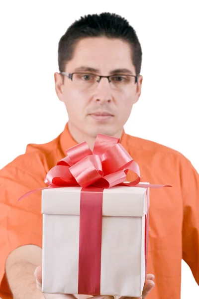 Человек с подарком — стоковое фото