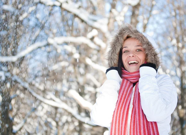 Vackra vinter kvinna — Stockfoto