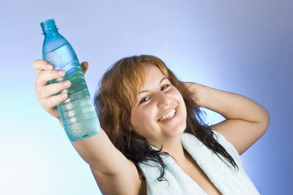 Γυναίκα με μπουκάλι νερό — Φωτογραφία Αρχείου