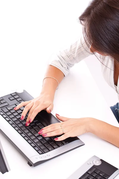 Mujer usando computadora —  Fotos de Stock