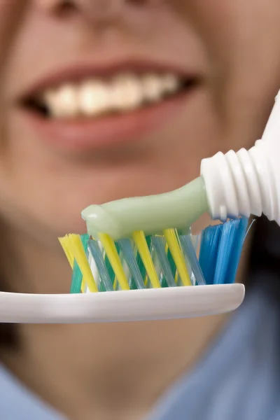 Escova de dentes e pasta — Fotografia de Stock