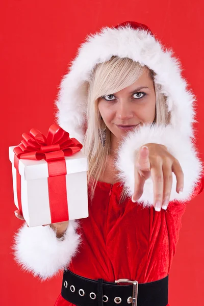 Femme portant le costume clause Père Noël — Photo