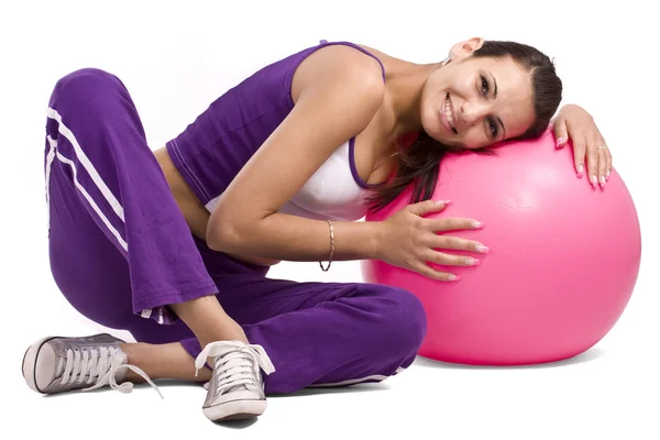 Mujer con pelota de fitness —  Fotos de Stock