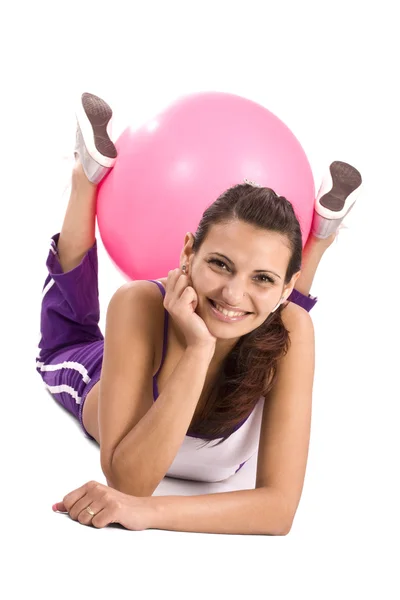 Mujer con pelota de fitness — Foto de Stock