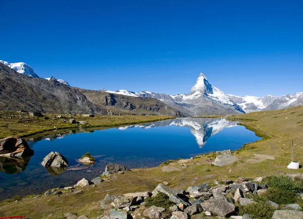 Stelisee with the Matterhorn — Stock Photo, Image
