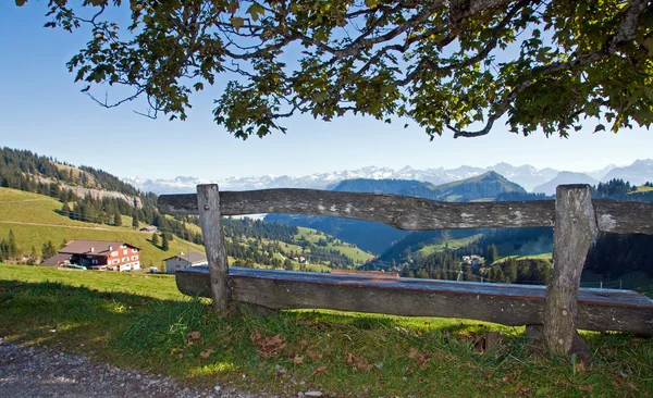 Pěkná vyhlídka v Alpách — Stock fotografie