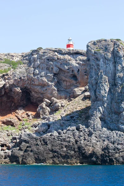 이상한 지질 형성-giannutri 섬, 이탈리아 — 스톡 사진