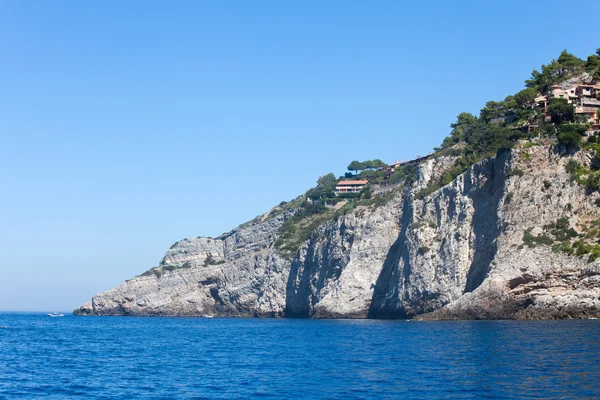 Гарний вид на море в Монте Арджентаріо (Італія) — стокове фото