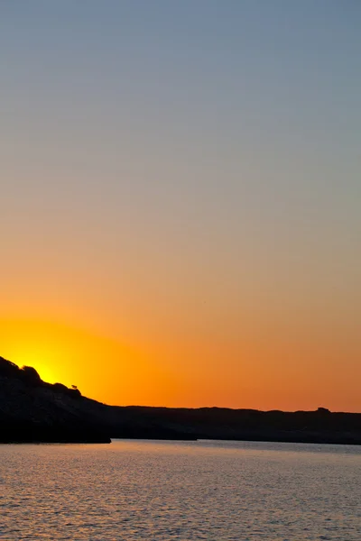 Spektakulärer Sonnenaufgang - Insel Giannutri — Stockfoto