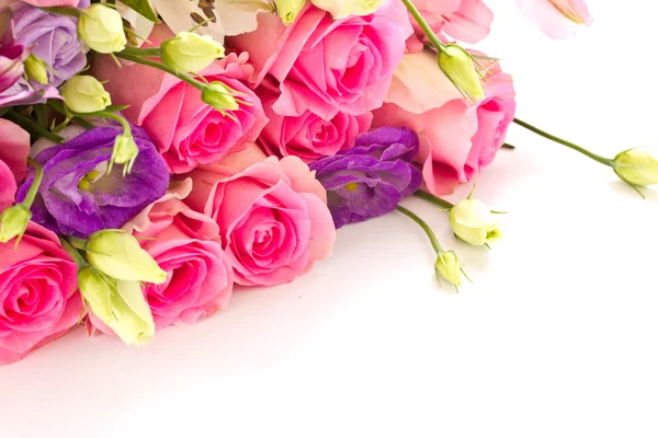 Vackra ljusa bukett rosor — Stockfoto