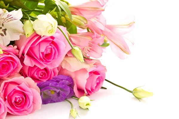 Прекрасний яскравий букет з троянд — стокове фото