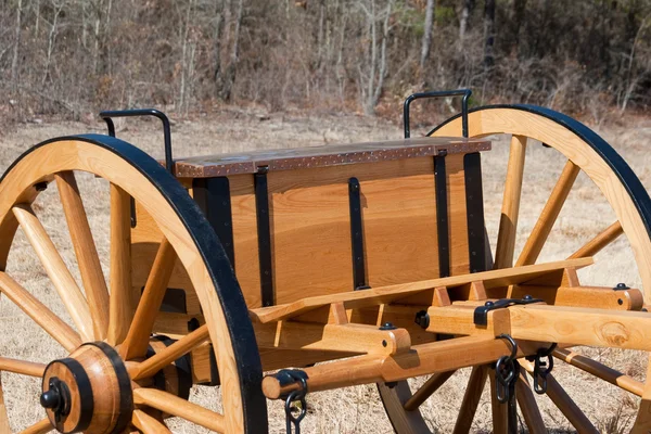 アンティークの木製馬車 — ストック写真