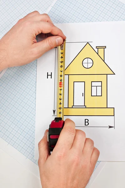 Малюнок в домашніх умовах за допомогою будівельних інструментів — стокове фото