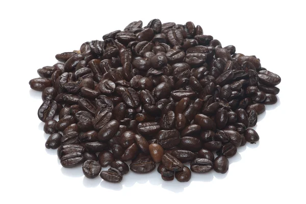 Montão de grãos de café escuro — Fotografia de Stock
