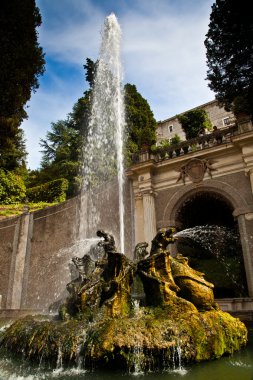 Dragons fountain, Villa d'Este - Tivoli clipart