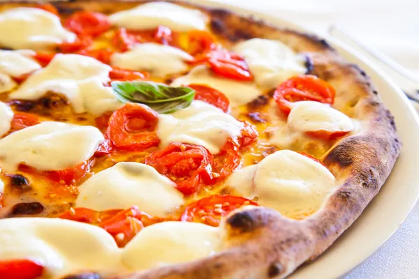 Pizza en Nápoles — Foto de Stock