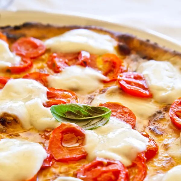Pizza en Nápoles —  Fotos de Stock