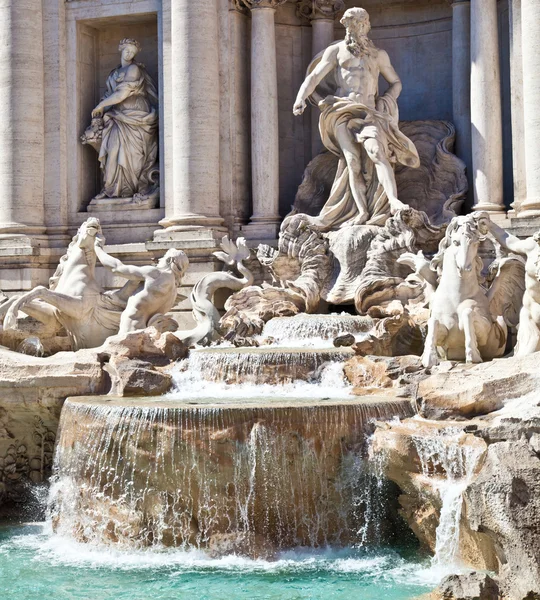 Fontana di trevi - rome, Italië — Stockfoto