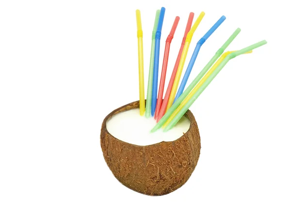 Coco con un cóctel multicolor straws.Isolated . — Foto de Stock