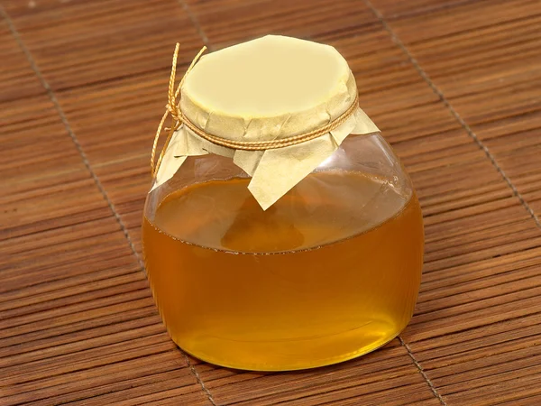 Tarro de miel . — Foto de Stock