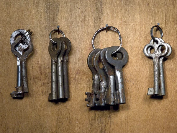 Rusty old keys. — Stock Photo, Image